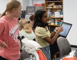 Manisha Muthukaruppan performing a research task during one of her classes.