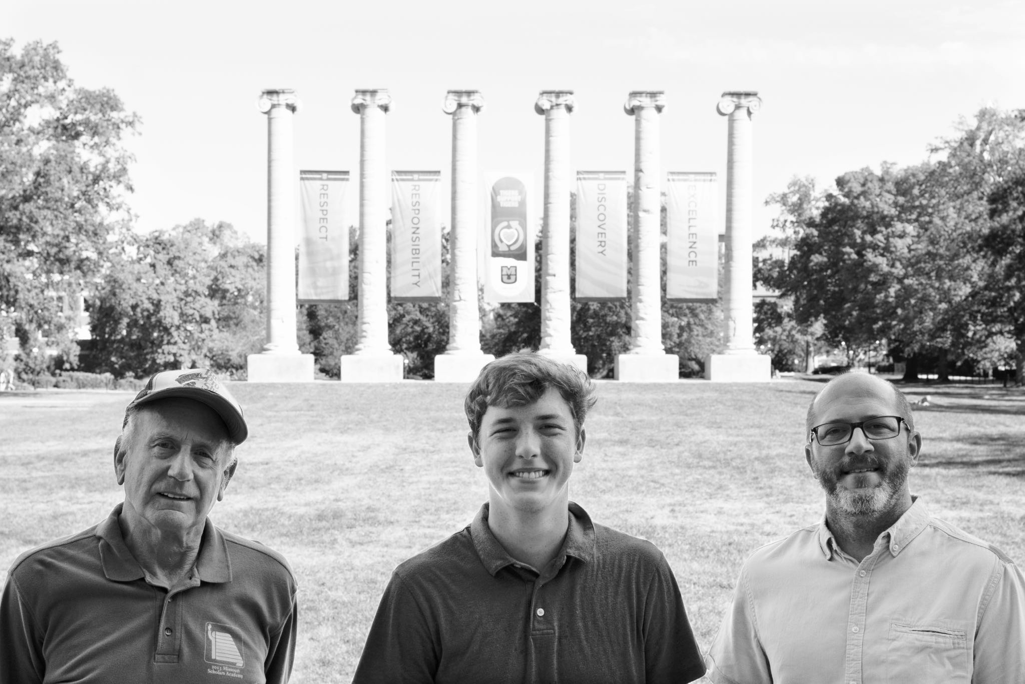 Ted Tarkow, Sam Ennis, Chad Ennis in front of Missouri columns